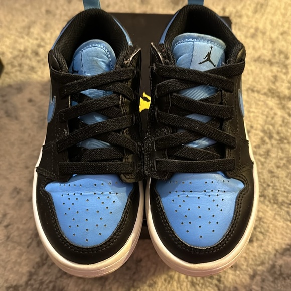 Nike, Air Jordan 1 Low, Black and University Blue, Size 8, Size 9, Size 12 - Picture 7 of 10